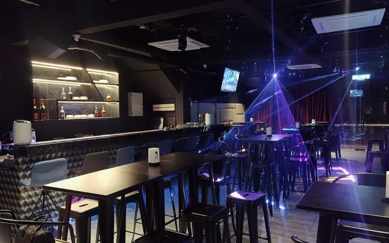VOICE PAVILION BUNDUSAN — KTV in Penampang / Donggongon