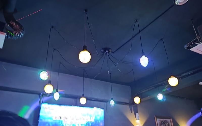 ELIPS BAR — Bar in Inanam