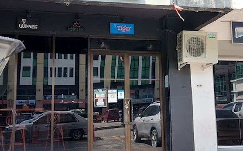 Men Bistro and Bar — Bar in City Centre