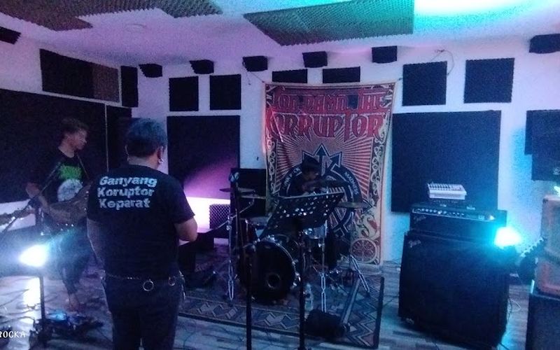 Centura studio — Live music venue in Inanam
