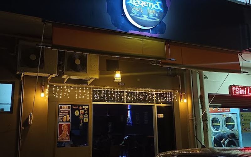 Legend Cafe — Bar in Penampang / Donggongon