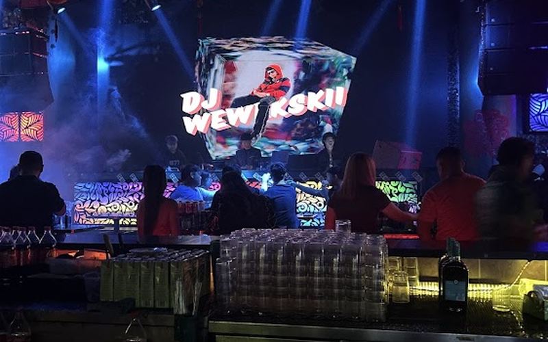 Barong By Sixty nine — Club in Luyang
