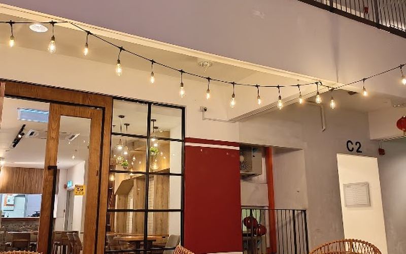 Highbizcuzz - Cafe — Lounge in Tanjung Aru