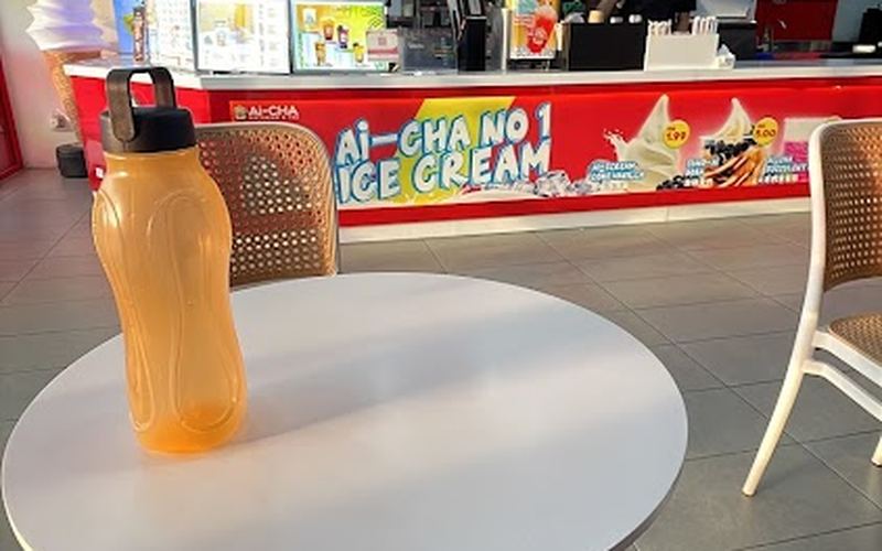 AICHA UPTOWN — Bar in Penampang / Donggongon