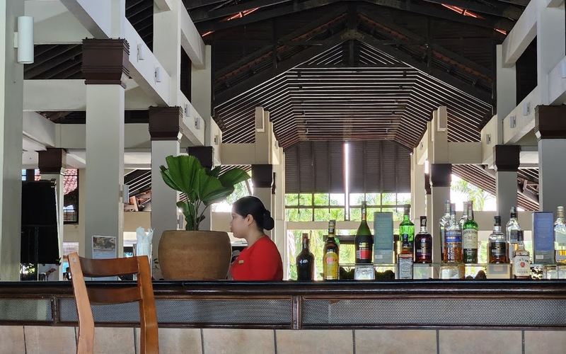 Tarik's Lounge — Hotel bar in Imago / Sutera