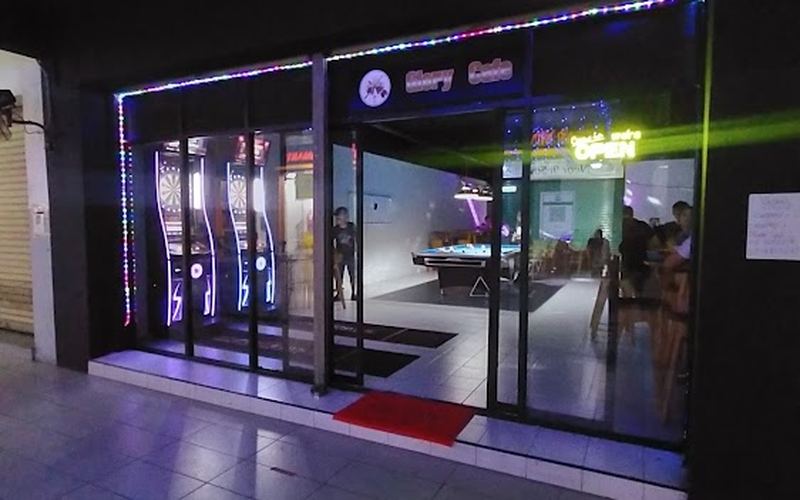 Glory Cafe — Bar in Luyang