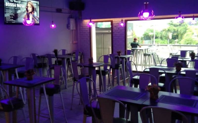 BESS 3 Restaurant & Bar — Bar & restaurant in Penampang / Donggongon
