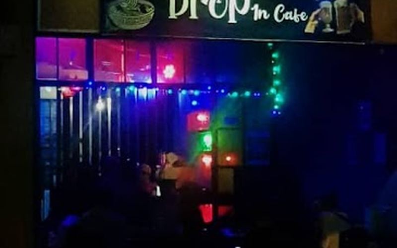 Drop In Cafe — Bar in Penampang / Donggongon